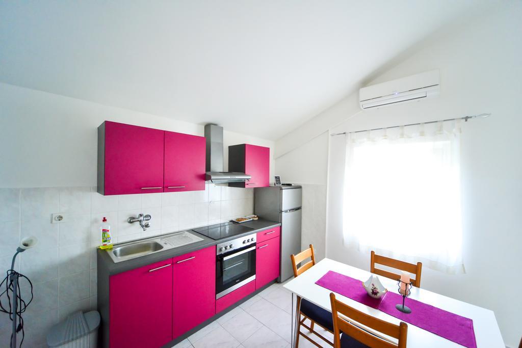 Apartments Valentina Petrcane Esterno foto